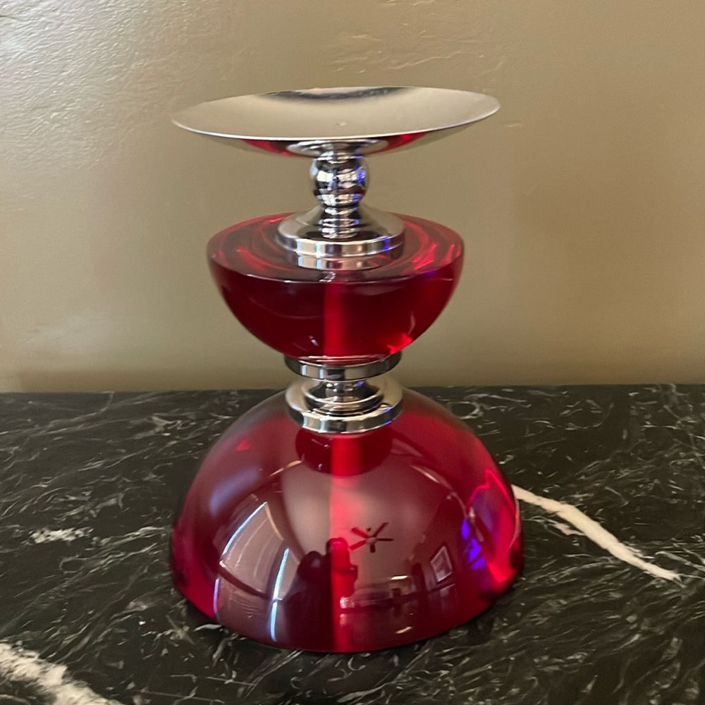 Haziza Acrylic Contemporary Candlestick!